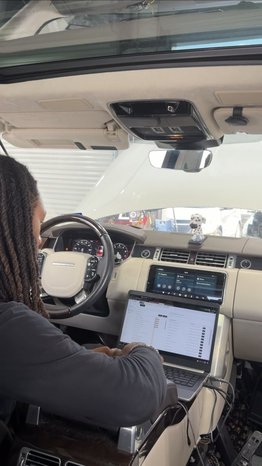 2020 Land Rover Range Rover — amplifier programming — Programming by Black Wolf Solutions
