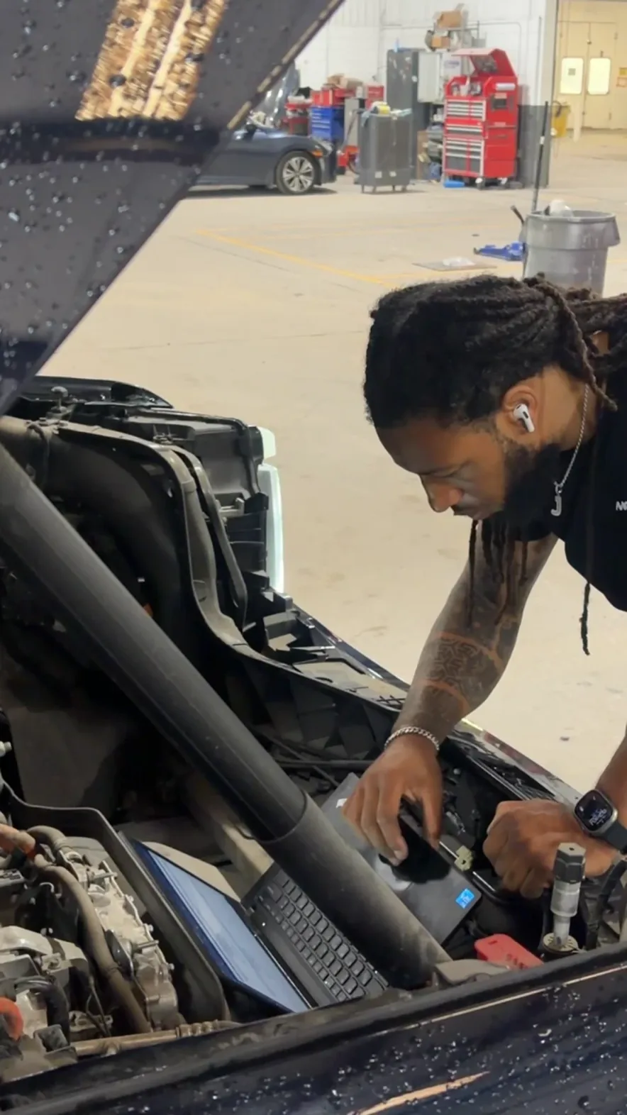 Advanced Vehicle Electronics Diagnostics performed onsite at a Houston or Dallas–Fort Worth repair facility